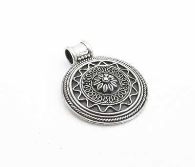 925 Sterling Silver Vintage Swirl Twist Flower Dome Round Pendant