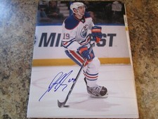 JUSTIN SCHULTZ SIGNED 8x10 MATTE PHOTO EDMONTON OILERS PITTSBURGH PENGUINS (D)
