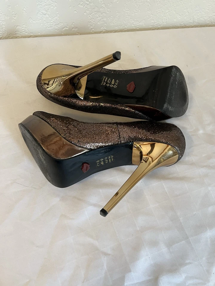 "Tacones de aguja PROMISE HIGH PLATFORM 5,5"" TALLA 8,5 dorado brillo usados en excelente estado punta abierta" Foto 4 de 4