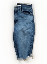 Women  s Levi  s High Waisted Mom Jean Cut Off Bermuda Shorts Size 27