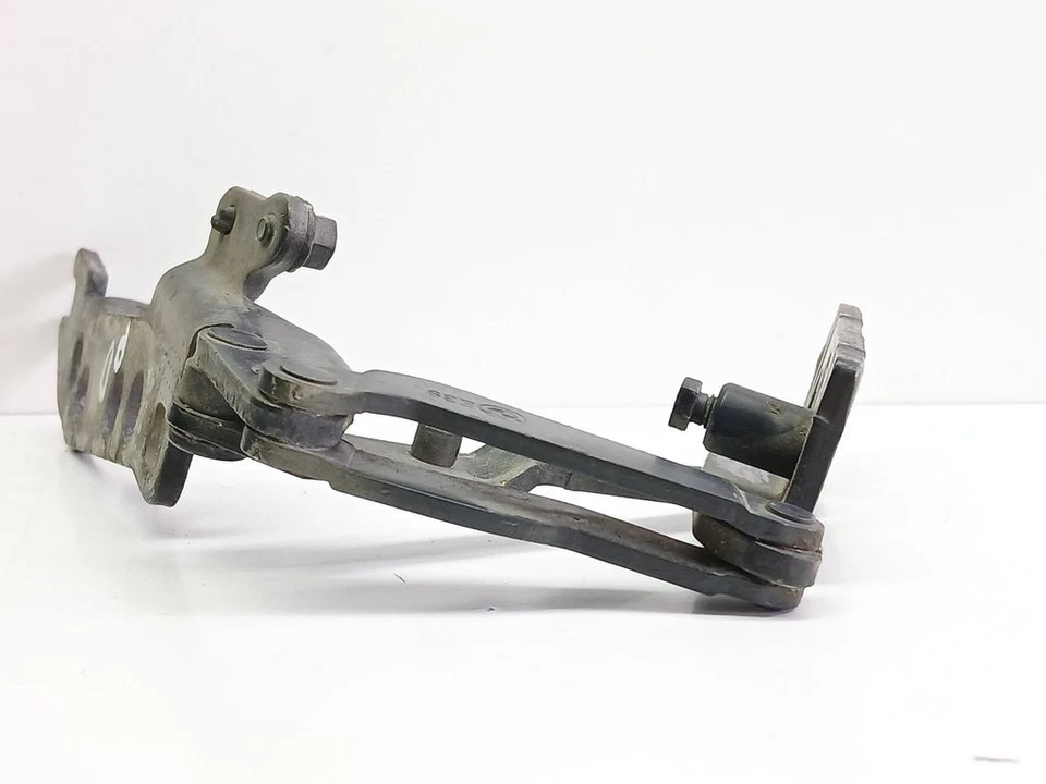 BMW 5 E39 2001 Front Right Hinge Bonnet UST122987 - image 4 of 4