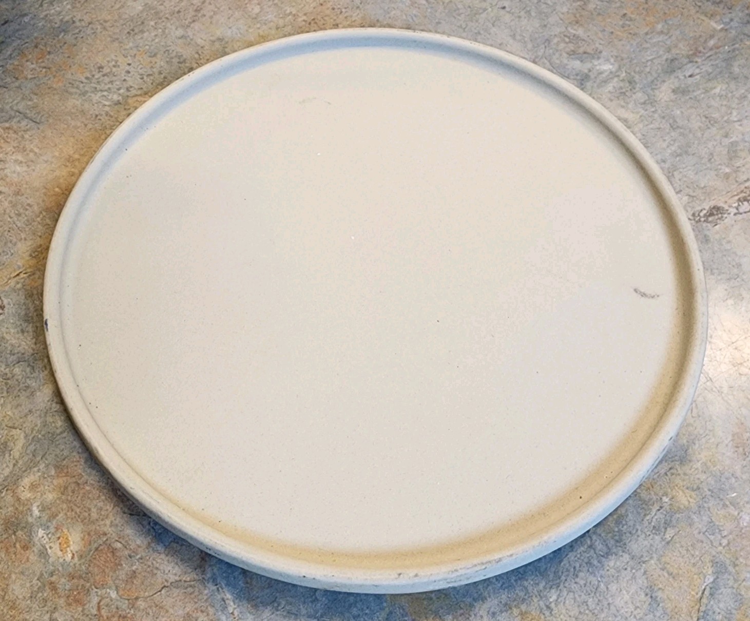 Pampered Chef 8.5 Inch Round Stoneware Pizza Pan for Personal Baking Microwave Safe