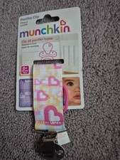 Adorable Munchkin Pacfiet clip 0 Months Pink Hearts NEW