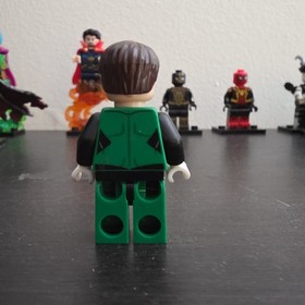 LEGO DC Super Heroes Green Lantern Minifigure with Brown Hair, Green Suit 76025