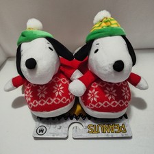 Peanuts Snoopy Women 9/10 Slippers Winter Christmas Holiday Cozy