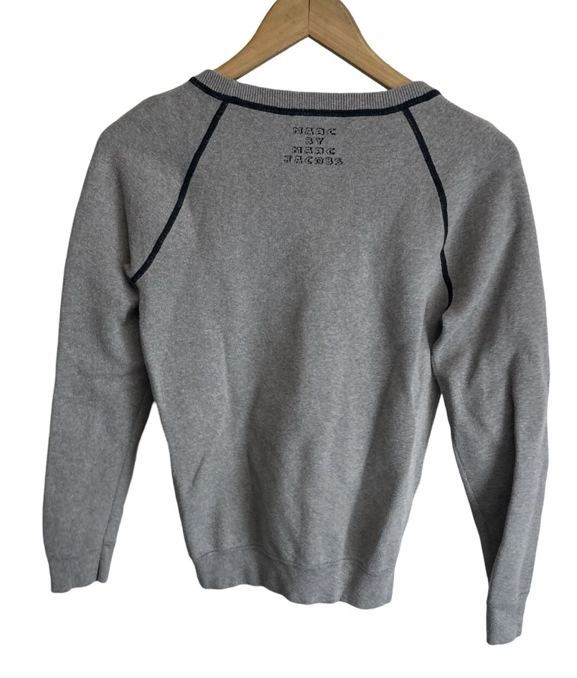 Suéter para mujer Marc by Marc Jacobs Bulldog Francés talla pequeña Foto 4 de 4