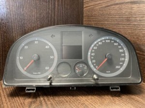 VW CADDY III (2KA, 2KH, 2CA,) 03.04-05.15) 272000 KM Instrumententafel 2K0920844