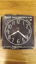 VTG Touch TACTILE-KINESTHETIC Learning Clock NOS in Damaged Box