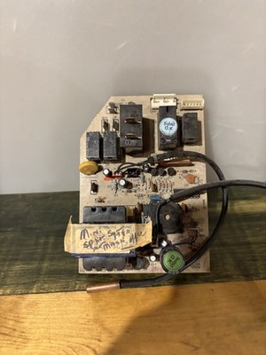 GOODMAN WMF02M1 1106 Air Conditioner Control Board