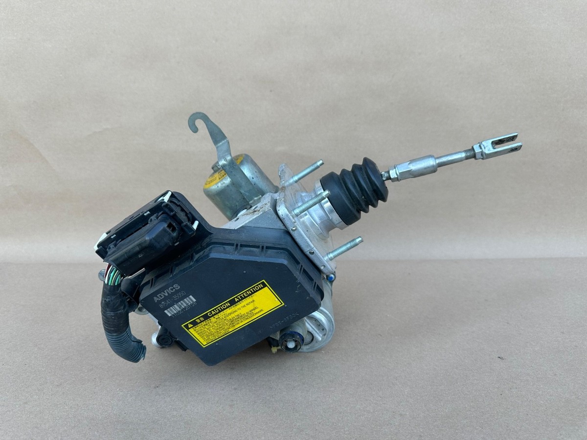 05-09 Lexus GX460 Toyota 4Runner ABS Brake Master Cylinder Unit