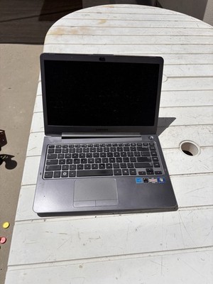 Samsung Series 5 Laptop For Parts