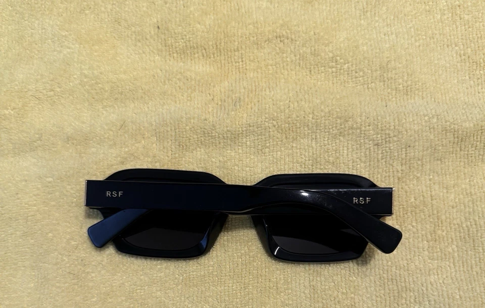 Gafas de sol RetroSuperFuture Caro negras NJS Foto 2 de 4