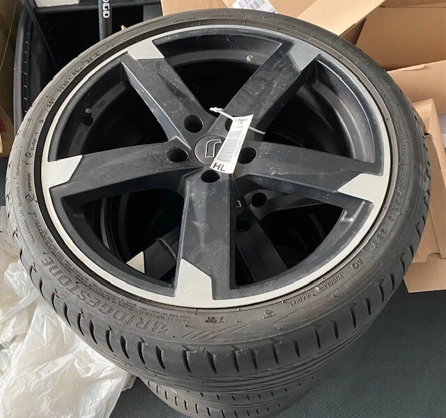 Komplettradsatz Audi A5 4x19 Zoll Rondell Alufelgen, Bridgestone Sommerreifen - Bild 2 von 4