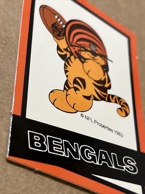 激レア【コリンシアン　リバプール】2005 FA CUP 6パック ※おまけ付き Cincinnati Bengals 1983 NFL Properties AVON Huddles Football Team