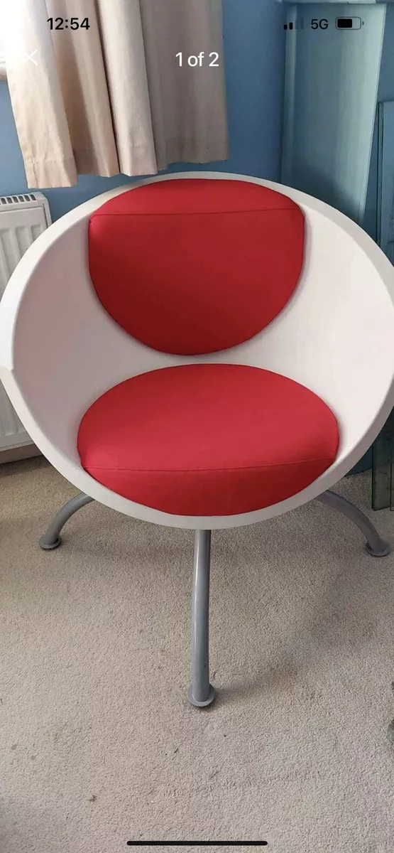 GUBBO Margin 1990 sVintage IKEA curved white plastic chair Rare