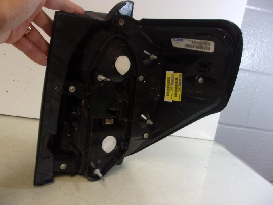 Se adapta a Toyota 4 2014-2023 - Runner Driver LH luz trasera LED de Depo - CAPA Foto 4 de 4