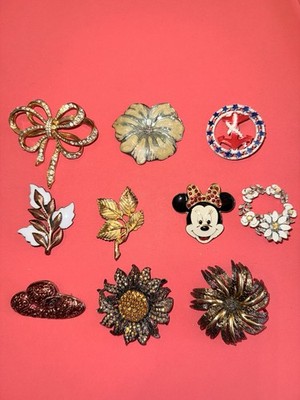 Wow True Vintage Brooch Lot 63 Some Signed & 12K Gold Filled Brooch