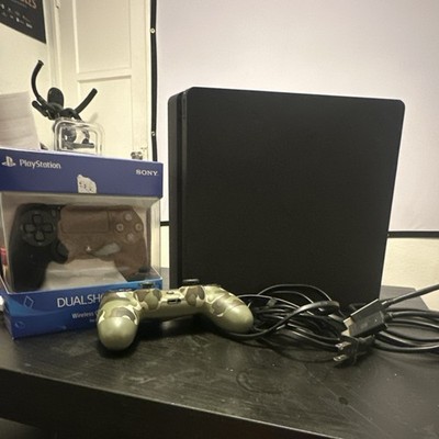 Sony PlayStation 4 Slim Black Console Wi-Fi HDMI USB DualShock 2 Controllers