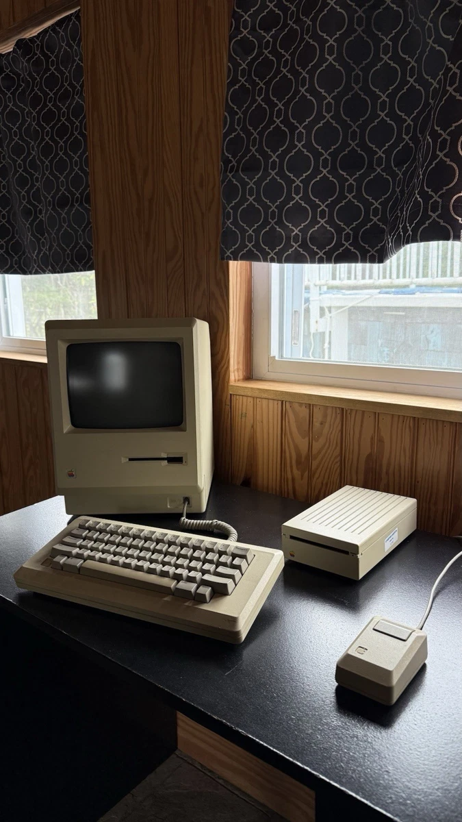 Macintosh Plus M0001A 起動確認済み Vintage Apple Macintosh Plus Desktop Computer - M0001A for sale