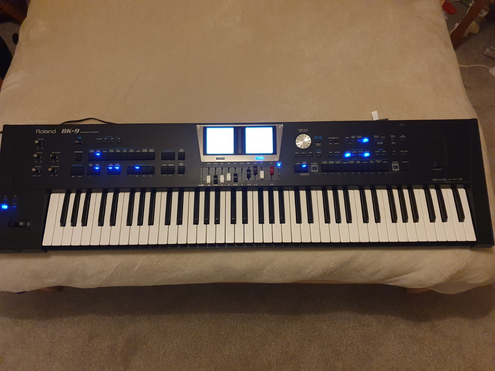 Roland BK9 76 note arranger keyboard
