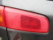 Orig. Heckleuchte Rücklicht innen links Mazda 2 1.4l DY