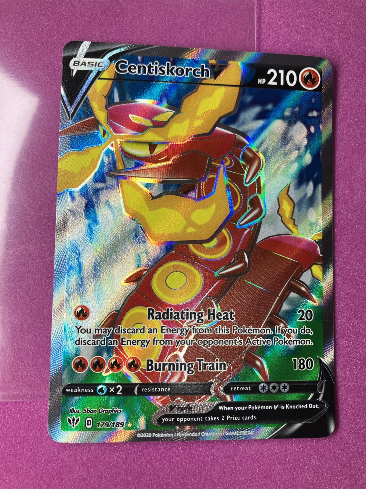 Pokémon TCG Centiskorch V 179/189 Darkness Ablaze
