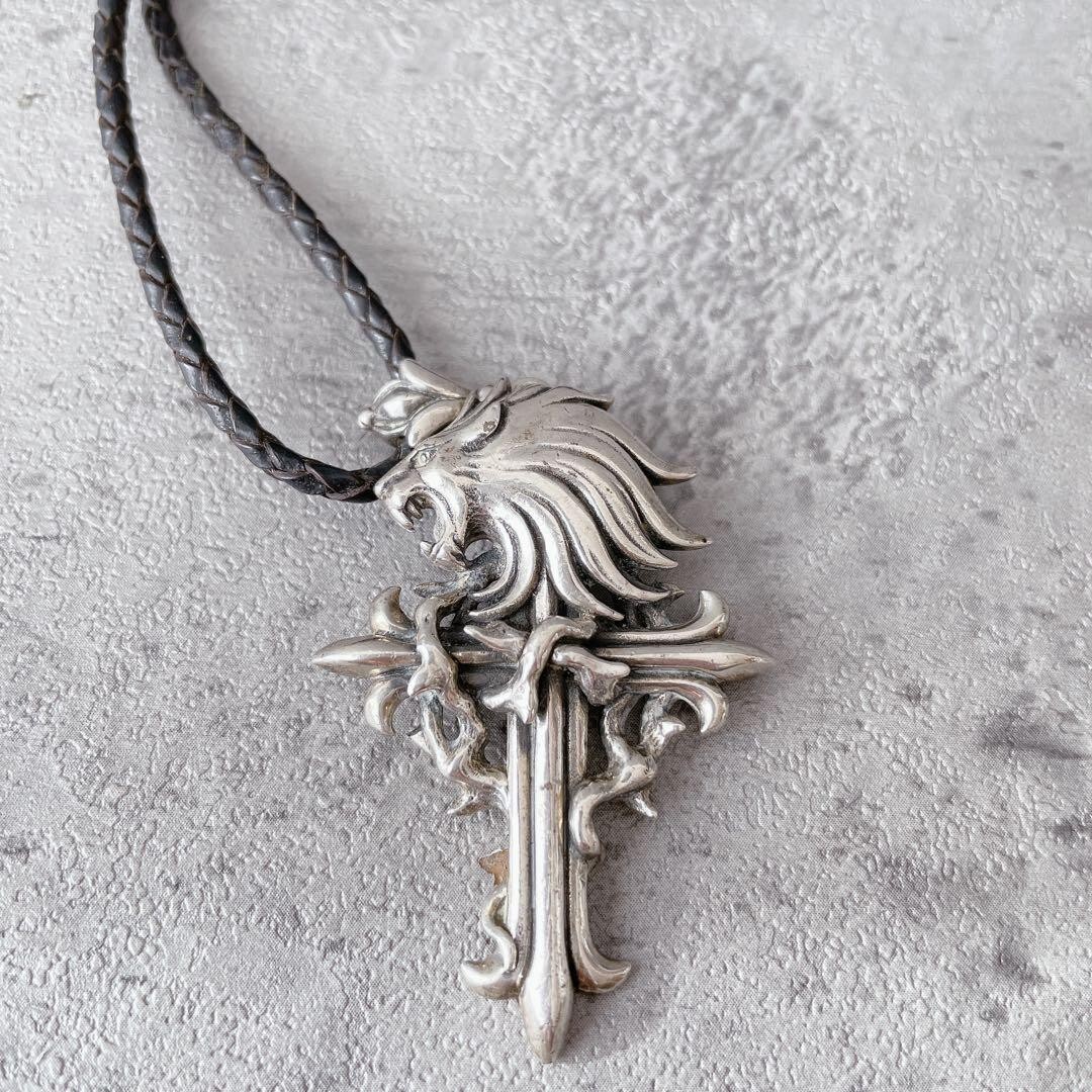 アクセサリー FINAL FANTASY VII SLEEPING LION HEART Final Fantasy VIII Necklace Sleeping Lion Heart Griever