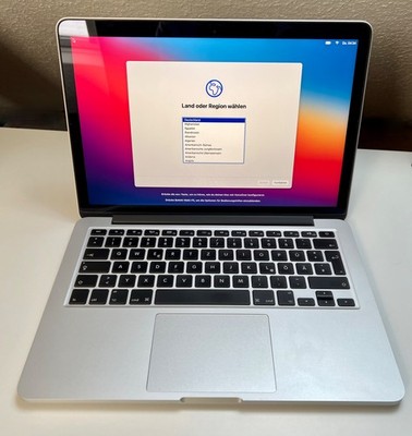 MacBook Pro, 13.3 Display, BigSur, 8 GB, 256 GB Speicher, silber