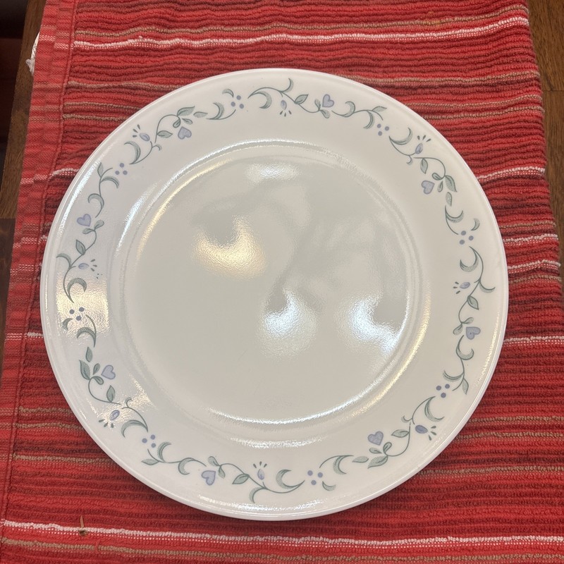 4 Corelle by Country Cottage Dinner Plates 10 1/4 Blue Hearts Green Vines 