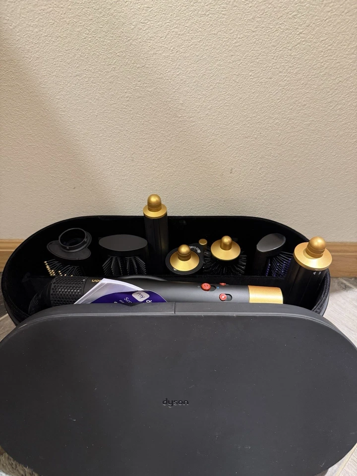 Dyson Airwrap Multi-Styler Complete Long Dyson Airwrap Complete Long - Image 4 of 4