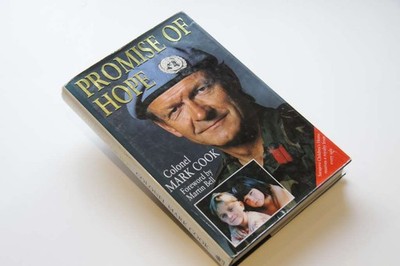 Promise of Hope - Cook, Mark - Hamish Hamilton