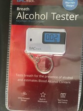 BACtrack Breath Alcohol Tester Keychain Breathalyzer Model BT-KC20 5615
