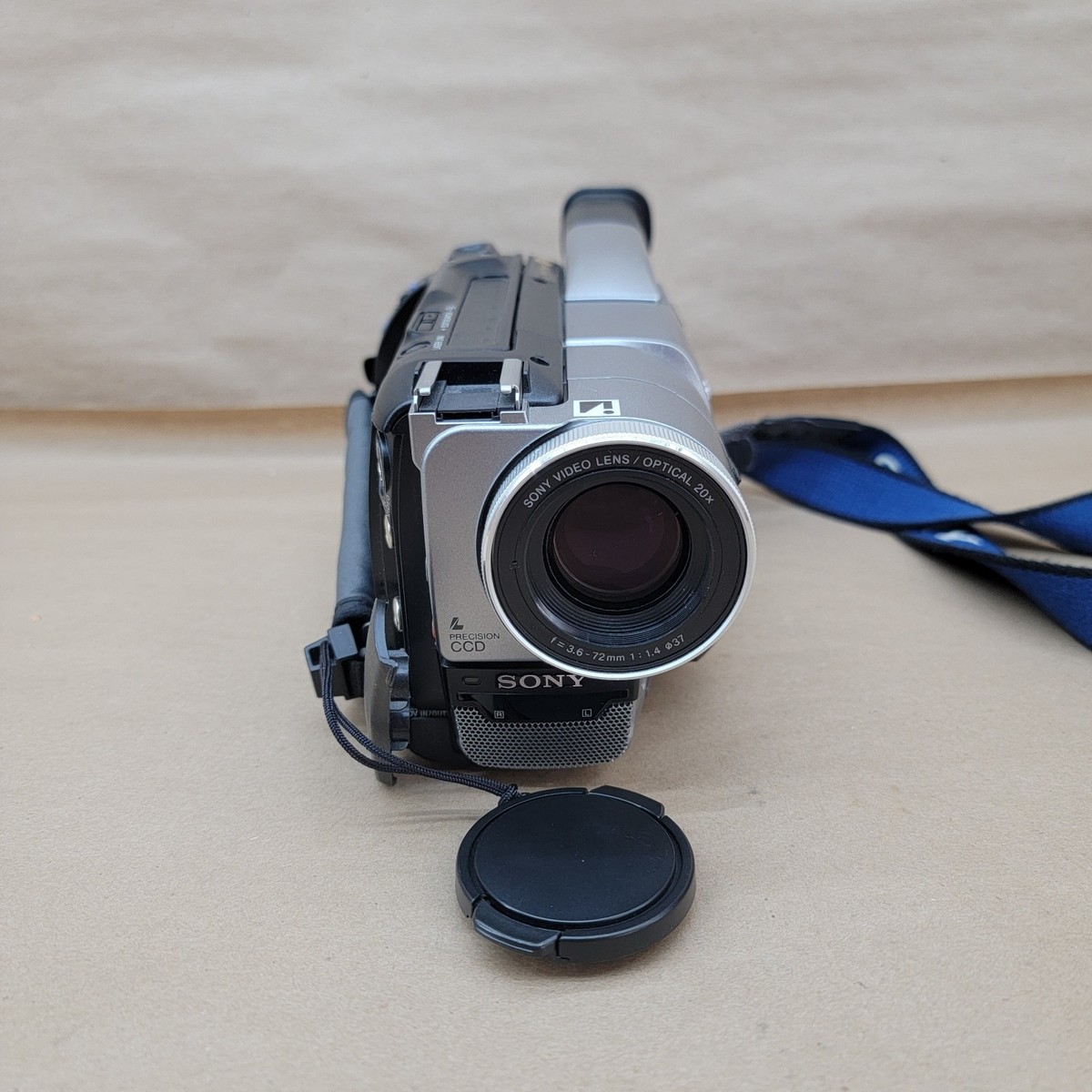 Sony Handycam CCD-TRV310 Digital-8 Camcorder Tested W/ Charger