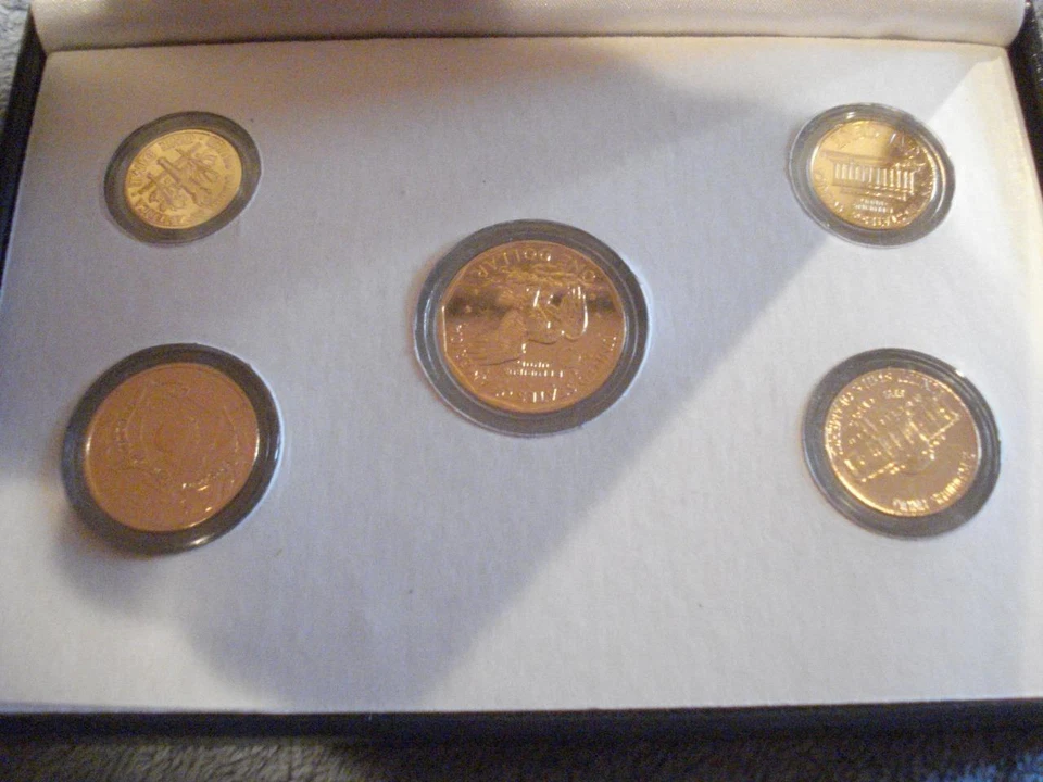 1999 24KT GOLD PLATED US MINT 5 COIN PROOF UNCIRCULATED SET w/DISPLAY BOX - Image 3 of 4
