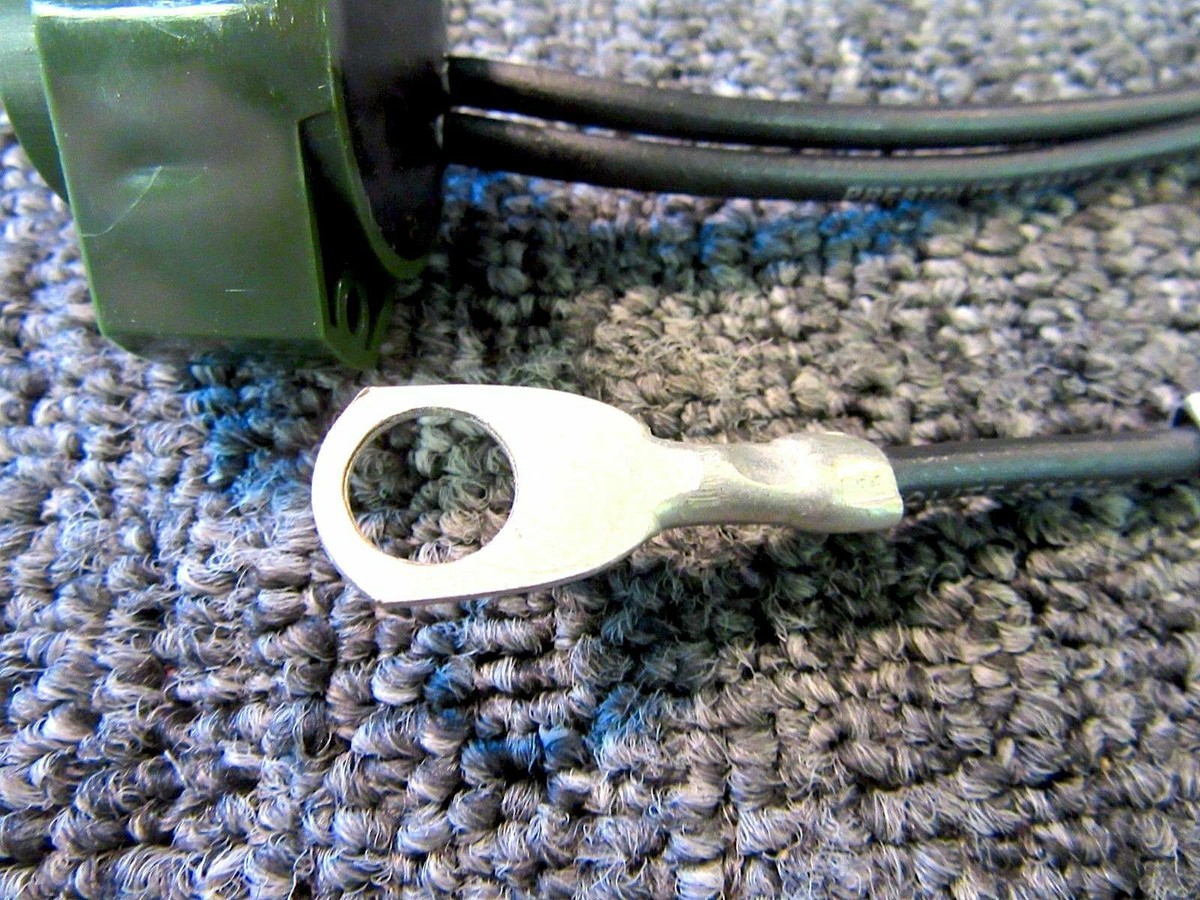 AM General T/C Indicator Light – LED, Green, For Hummer Humvee, NSN 6220-01-362-5211, #03181