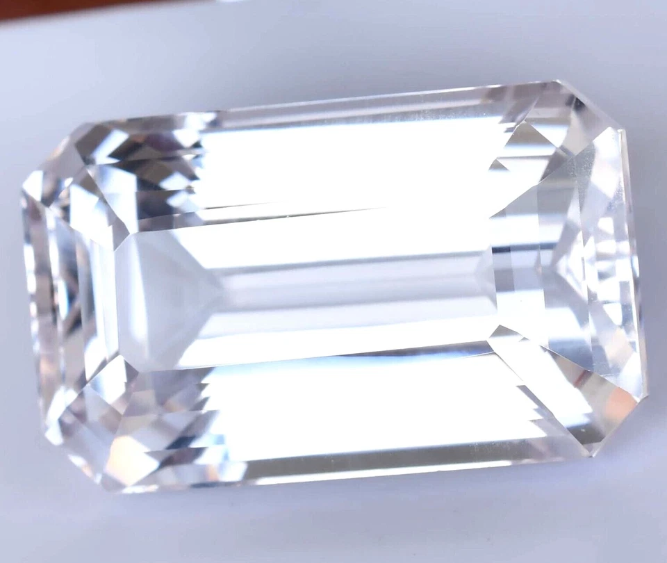 Rare 87.55 CT Natural MONTANA Colorless Sapphire Certified FLAWLESS Gemstone Foto 4 de 4