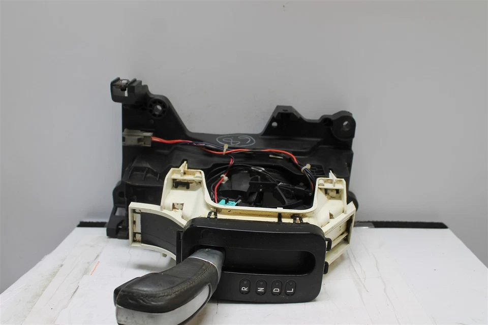 2008 Mercury Sable Transmission Gear Shifter Selector Assembly OEM 867 20C5 - Image 4 of 4