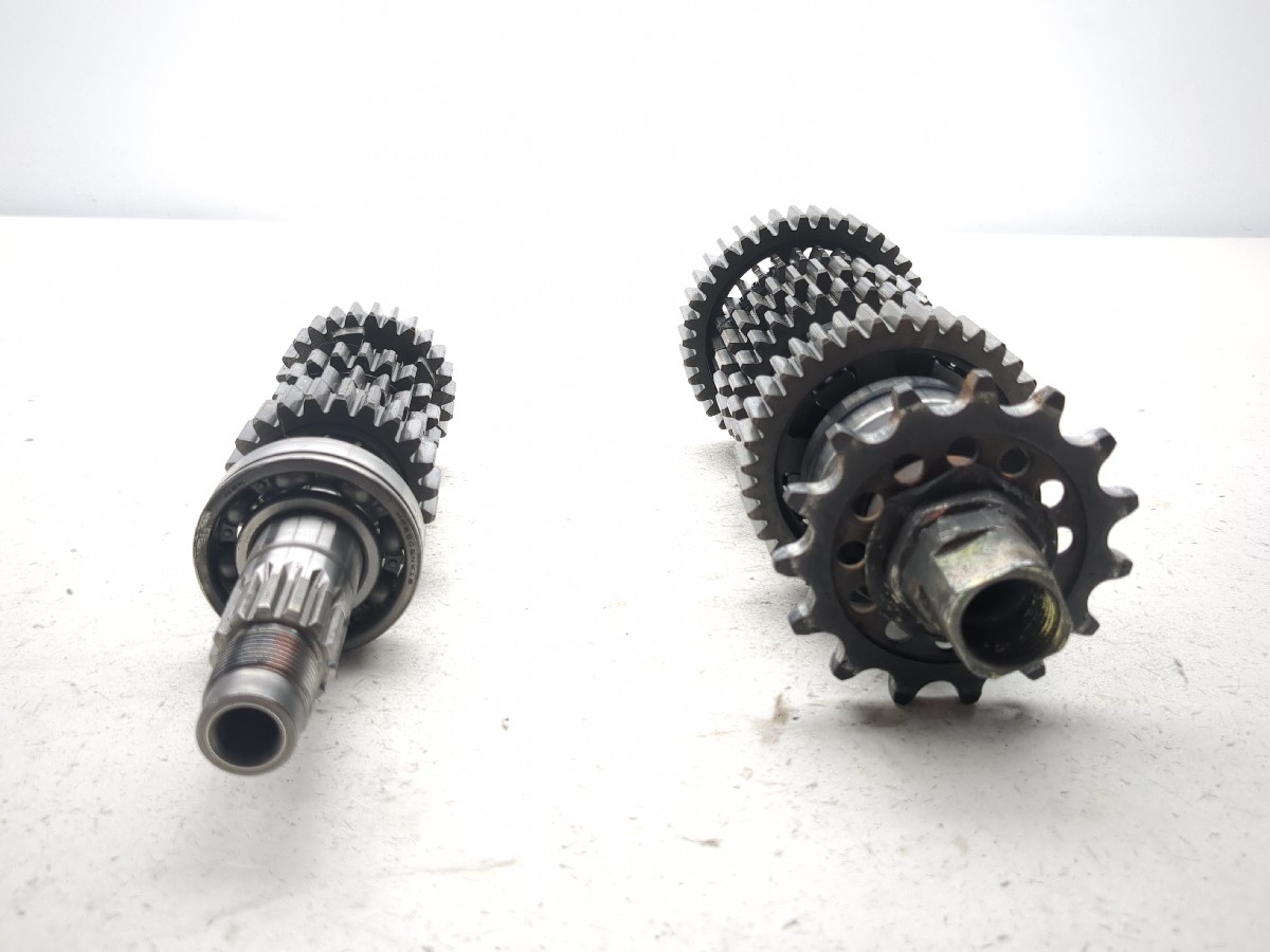 カジカジ 05 06 Kawasaki ZX6R ZX 636 Engine Motor Crankcase Block Free