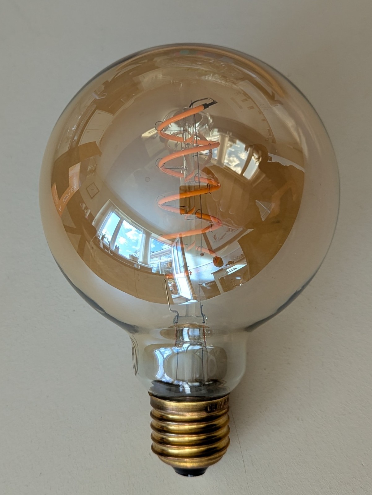 4W  Dimmable G95 Amber Spiral LED Filament Light Bulb, Screw ES E27, 2000K