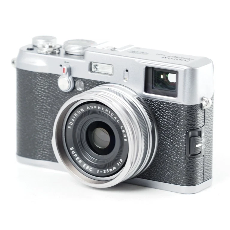 Fujifilm X100 FinePix X Series 12.3MP Silver Digital Camera [Exc+++] #13965 - Image 3 of 4