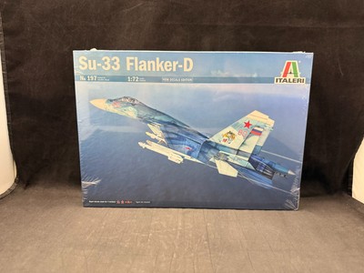 Italeri Su-33 Flanker-D  Fighter Plane 1:72 Scale Plastic Model Kit 197