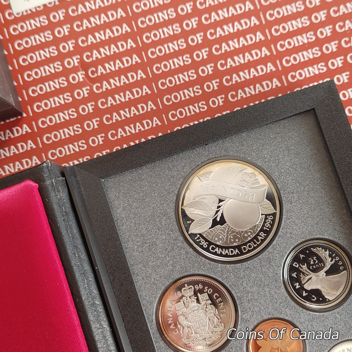 【レア】銀のアミュレット 全2巻セット 1996 Canada Silver Proof Set w/ Special McIntosh Dollar Prestige