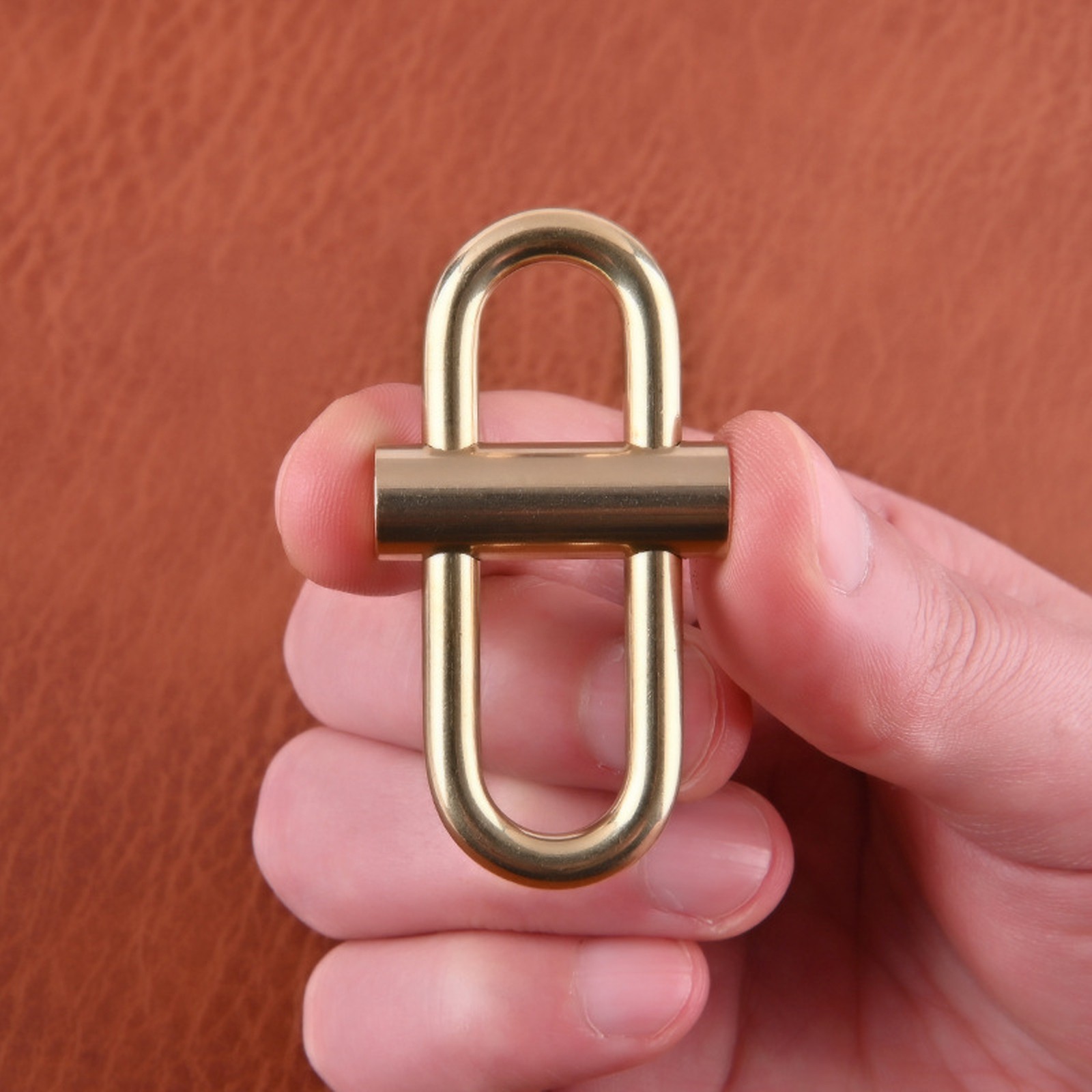 Brass Lock Clip Key Holder Durable Slide Locking Carabiner Portable For Camping