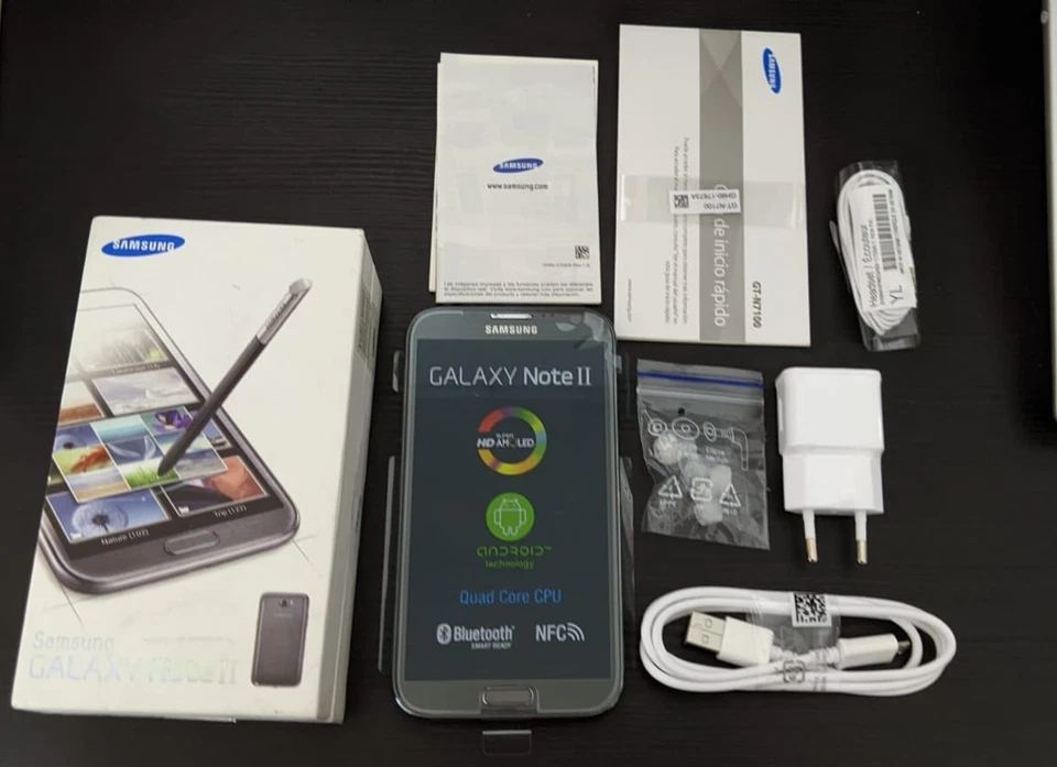 Samsung Galaxy Note II GT-N7105 16GB (Unlocked) Black Smartphone rare - Image 3 of 4