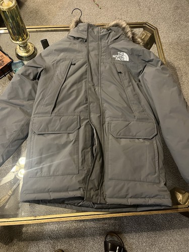 North Face McMurdo Parka Grey