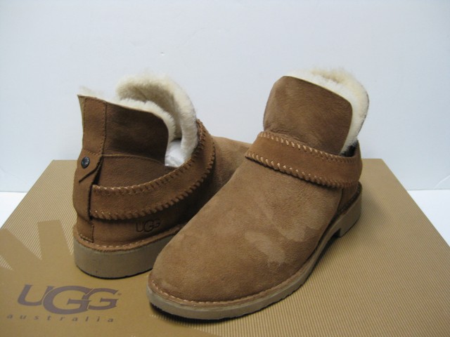 UGG Australia Womens McKay Ankle Cold 