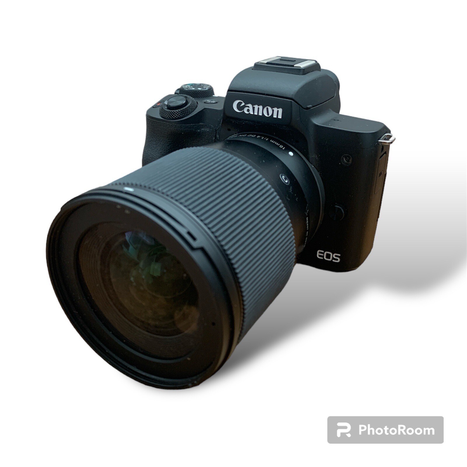 Sigma 16mm F/1.4 DC DN Contemporary Wide Angle Lens for Canon EFM