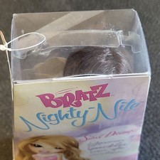 MGA Bratz Nighty Nite Yasmin Fashion Doll Set w/ Outfit & Accessories - Image 4