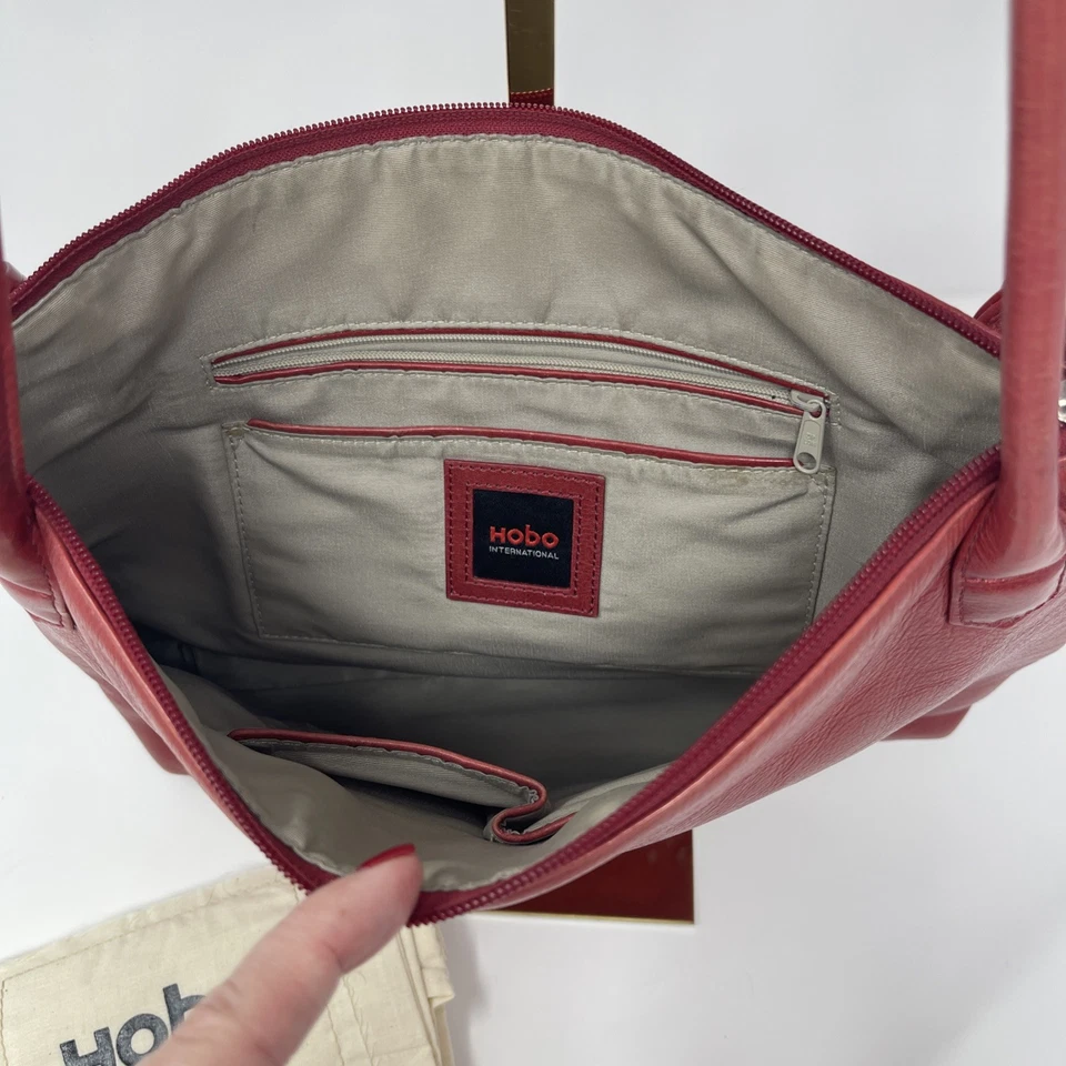 Bolso de hombro shopper de cuero rojo HOBO Foto 4 de 4