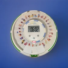 LiveFine Automatic Pill Dispenser LVFRAPD5W – 28 Slots with Locking Cap